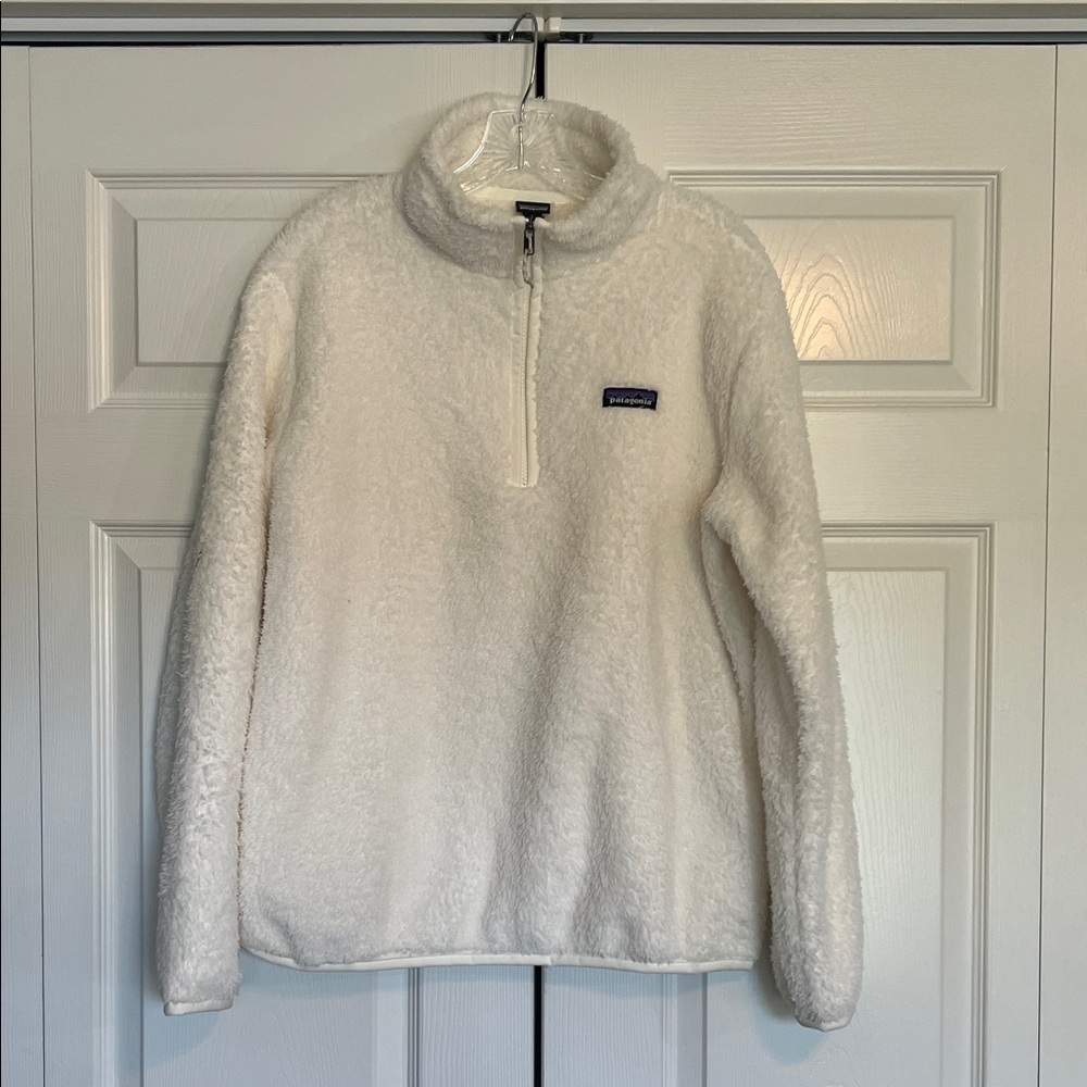 Patagonia Cream Fleece Half-Zip Pullover- great condition